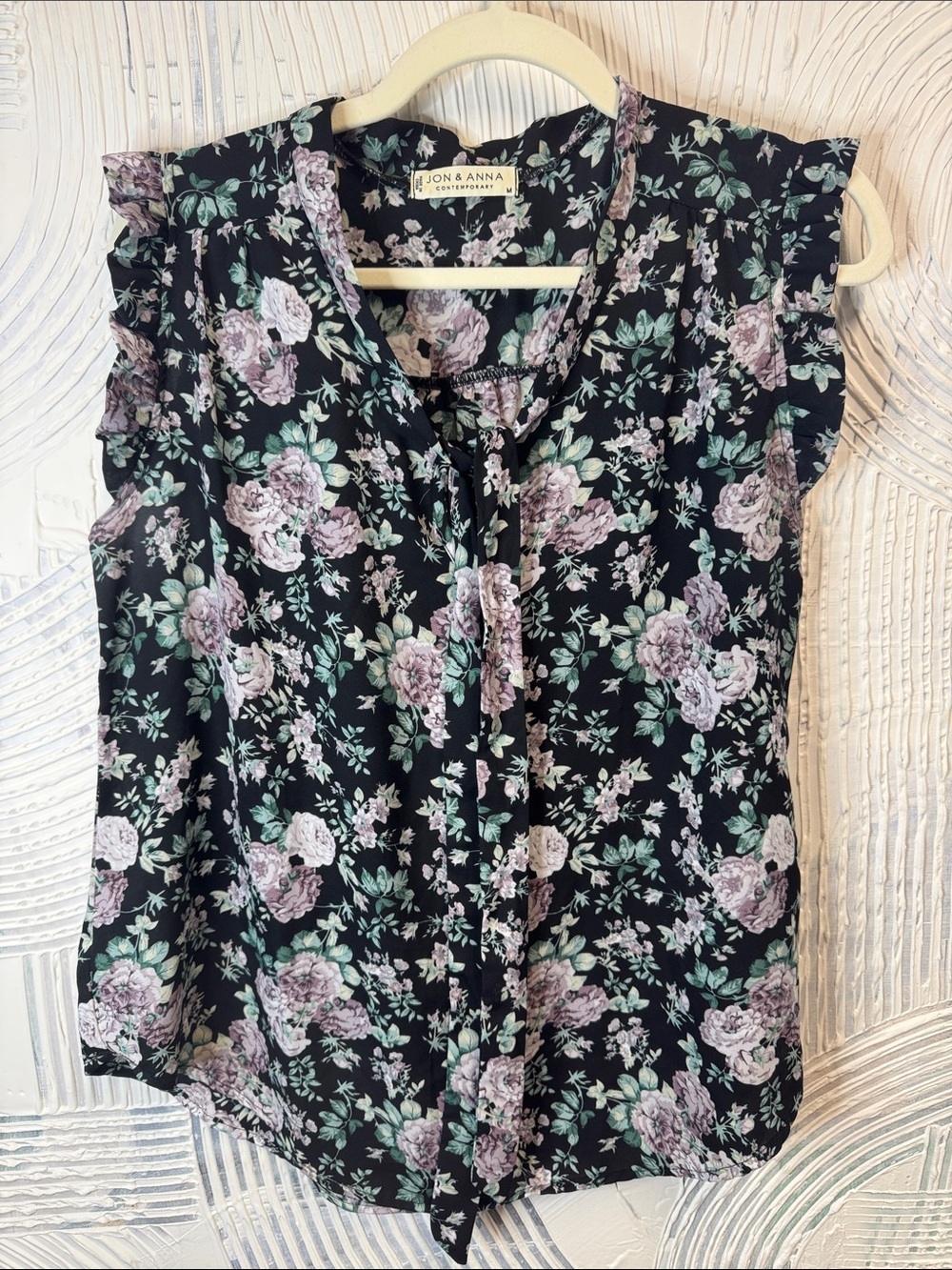 Jon & Anna Black Floral Tie-Front Ruffle Sleeve Camisole N0398
